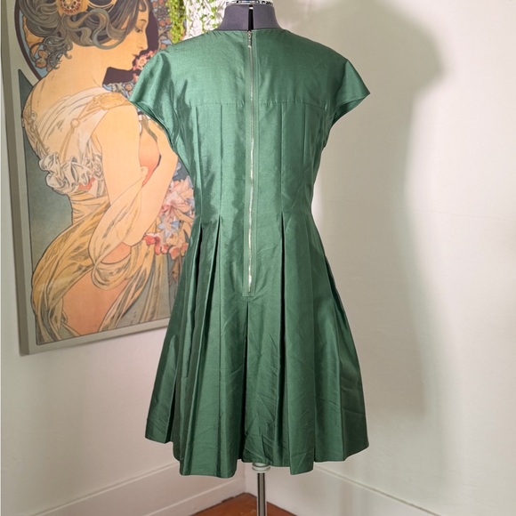 Armani Collezioni Green Cotton Silk Box Pleated Short Dress Size 14 - Picture 3 of 9
